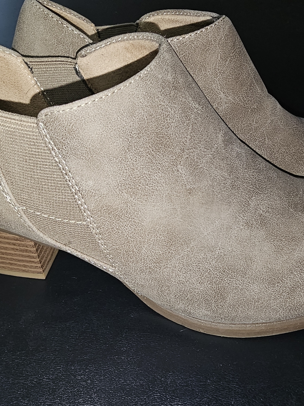 SOUL Naturalizer Taupe Chelsea Ankle Booties